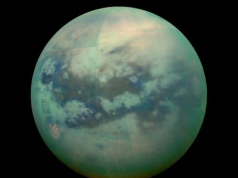 Ten księżyc jest większy niż Merkury. Naukowcy odkryli jego sekret