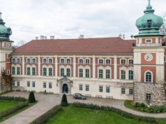 Zamek, powozy i tysiąc ikon. Łańcut zaprasza na więcej niż jedno zwiedzanie