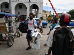 USA naciskają. Ile może jeszcze przetrwać czerwony reżim na Kubie