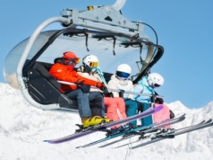 Ferie zimowe w Polsce bez cenowego szoku. Ostrożni turyści dyktują warunki hotelom