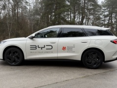 Jeździłem biznesowym kombi z przeceny. BYD Seal 6 DM-i Touring przyprawi Passata o ból zębów