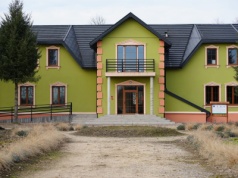 Wioska Pszczelarska w Pętkowicach wkracza w ostatni etap budowy