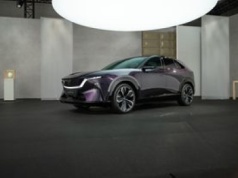 Mazda podsumowała 2025 rok w Polsce. Uwielbiamy japońskie SUV-y bardziej niż Niemcy