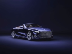 Platyna z drukarki 3D. Bentley Batur Convertible #4 przesuwa granice luksusu