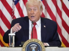 Donald Trump grozi cłami krajom, które chcą bronić Grenlandii