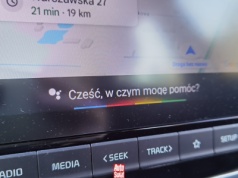 Android Auto poważnie rozwścieczył użytkowników. Zamiast pomagać, przeszkadza
