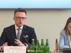 Burzliwe obrady w Polsce 2050. "Posłowie mówią o szantażu emocjonalnym Hołowni"