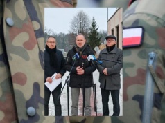 Burmistrz Poniatowej w ogniu krytyki po wypowiedziach o jednostce wojskowej. „Festiwal perfidnych kłamstw”