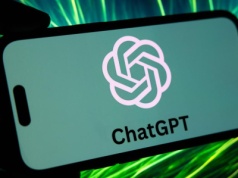 ChatGPT z reklamami. OpenAI zmienia kurs