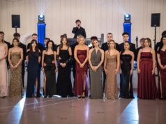 Zdjęcia na bis. Sportowo-mundurowa studniówka ZSOMS