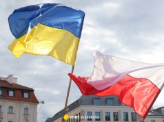 "Uprzywilejowani" obywatele Ukrainy w Polsce? Tak propaganda zalewa sieć