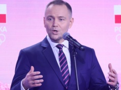 Karol Nawrocki leci do Davos. W planie sesja z Trumpem