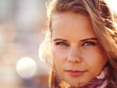 Kindergeld także dla dorosłych. Każdy, kto spełnia ten warunek może go otrzymywać