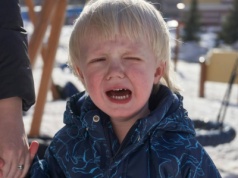 Matka sprzeciwiła się klapsom. "Jak dorosły mnie irytuje, to nie daję mu od razu po twarzy"