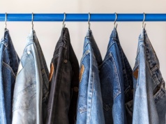 Czarne spodnie są już passe. Ten kolor podbił Skandynawię