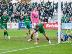 Efektowna wygrana Warty Poznań w pierwszym sparingu. Padło aż siedem goli