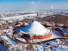 Smog w Krakowie: wysokie stężenia pyłów i utrzymujące się przekroczenia norm