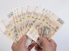 Banki szykują klientów na najgorsze. Polacy powinni mieć przy sobie gotówkę