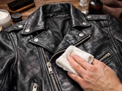 Biorę z lodówki i przecieram skórzaną kurtkę. Wygląda jak za nowości