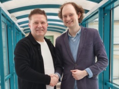 Muzyka i matematyka w jednym talencie. Piotr Pawlak jako „Facet na luzie”