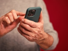 Polscy seniorzy są otwarci na nowoczesną bankowość