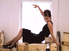 Lubisz ubierać się na czarno? Upodobanie do czerni może powiedzieć o tobie 5 rzeczy