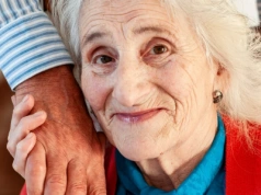 Zimą umiera więcej osób niż latem. Lekarze tłumaczą niepokojące statystyki