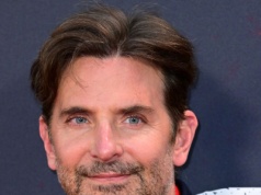 Niechętnie wspomina przeszłość. Aż trudno uwierzyć, gdzie kiedyś pracował