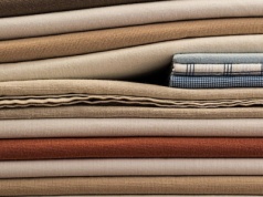 Pościel beżowa jako język ciszy we wnętrzu – estetyka, która nie dominuje