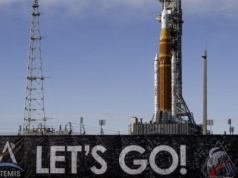 Cieknąca rakieta SLS opóźnia misję Artemis II