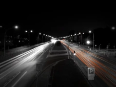 Awaria na kluczowej ulicy w Warszawie. Miasto sparaliżowane, kierowcy stoją w ogromnych korkach