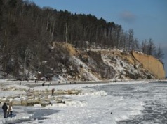 Zima na Bałtyku. Lodowy pejzaż nad polskim morzem