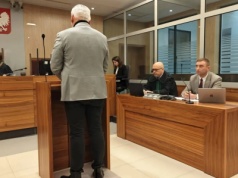 Bąkiewicz po kolejnej rozprawie mówi o stronniczości sądu. "Ale dalej będziemy walczyć w tym spektaklu"