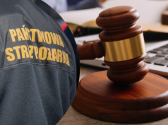 Strażak zlecał podpalenia aut kolegów z jednostki. Zapadł wyrok