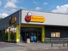 Spór zbiorowy w Biedronce wchodzi w nową fazę. Jest data rozmów