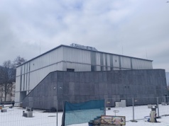 Beskidzkie Centrum Narciarstwa w Wiśle na finiszu – nowoczesna przestrzeń dla miłośników sportów zimowych coraz bliżej otwarcia