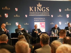 Zorganizował konferencję Grzegorza Brauna. Przekaże cały dochód Ukrainie