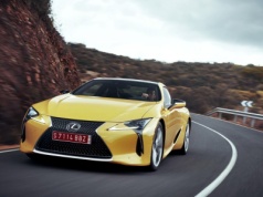 Szkoda. To ostatni rok produkcji. Koncern Toyota wstrzyma produkcję słynnego samochodu Lexusa