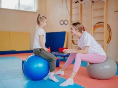 Nowe zmiany w szkołach. Pierwszaki przejdą testy sportowe