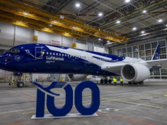 Lufthansa: Jubileuszowy A350 już w Monachium (zdjęcia)