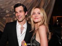 Sarah Pidgeon i Paul Kelly zachwycili na premierze serialu "Love Story". Uderzające podobieństwo do Johna F. Kennedy'ego Jr. i Carolyn Bessette