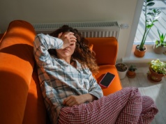 Tak pracuje mózg u osób z zespołem przewlekłego zmęczenia i long COVID. Zaskakujące różnice