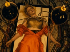 Aż 3 role w jednym filmie. Panna młoda! to wielki popis Jessie Buckley