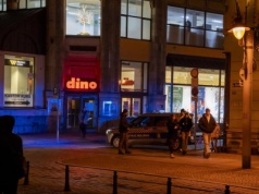 Policja w Dino. Pracownicy mówią o wyzysku, mobbingu i pracy ponad siły