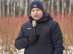 Cięcie borówek odmiany ‘Cargo‘ – jak uformować krzew, by owoce były duże?