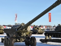 Widziane z orbity: Rosja wyciąga więcej artylerii ze składnic