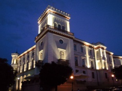 Poranny wypadek na jednym z głównych skrzyżowań w Bielsku-Białej. Piesza trafiła do szpitala