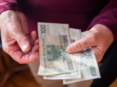 Prawie 6600 zł miesięcznie bez stażu pracy, a od marca podwyżka. Sowita wypłata z ZUS