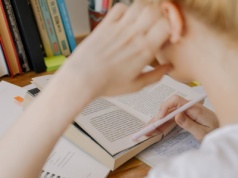 Punkty edukacyjne dla dwuzawodowców. NIPiP i KIRM ustaliły zasady