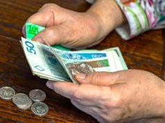To najlepszy moment, by przejść na emeryturę. Można dostać świadczenie wyższe nawet o 500 złotych